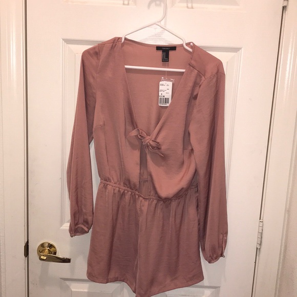 NWT Forever 21 dusty pink romper - Picture 4 of 7